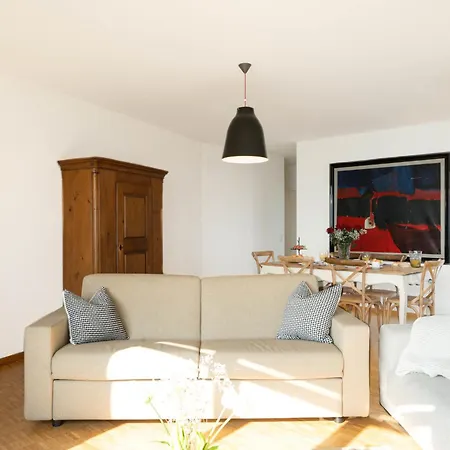 Modern.18 Apartment *